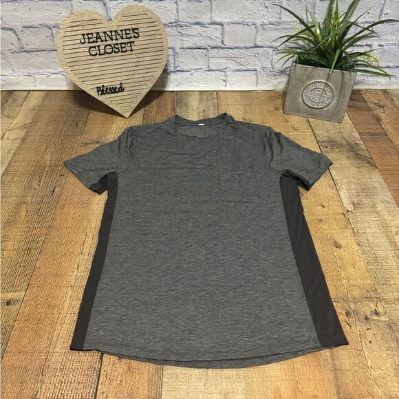 Lululemon Mens Short sleeve pocket - Picture 2 of 8